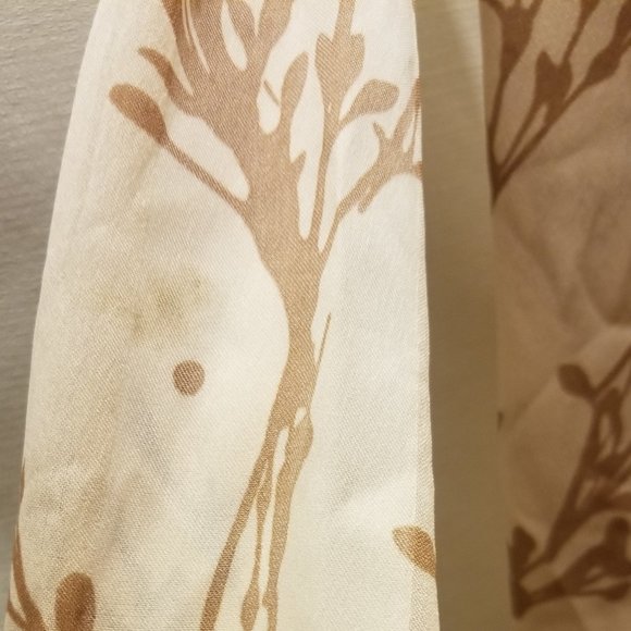 2 earth-tone polyester scarves- a Symphony and an Isabella - Picture 11 of 13